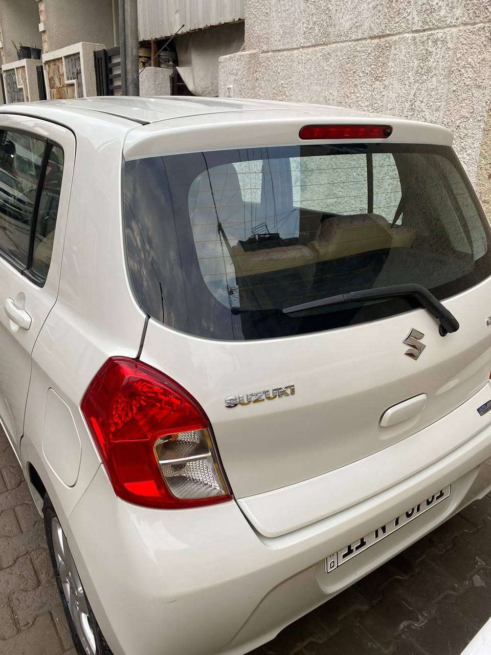 سلام عليكم لبيع سازوكي موديل 2019 مرقم بغداد تحويل ثاني يوم سياره جديده وجاهزه الصور والتفصيل والسونار داخل المنشور مكان السياره بغداد الحريه
السعر 80 وبيه مجال للأستفسار الأتصال
***********
مكلف بلنشر اخوني اي استفسار اتصل بصاحبه
