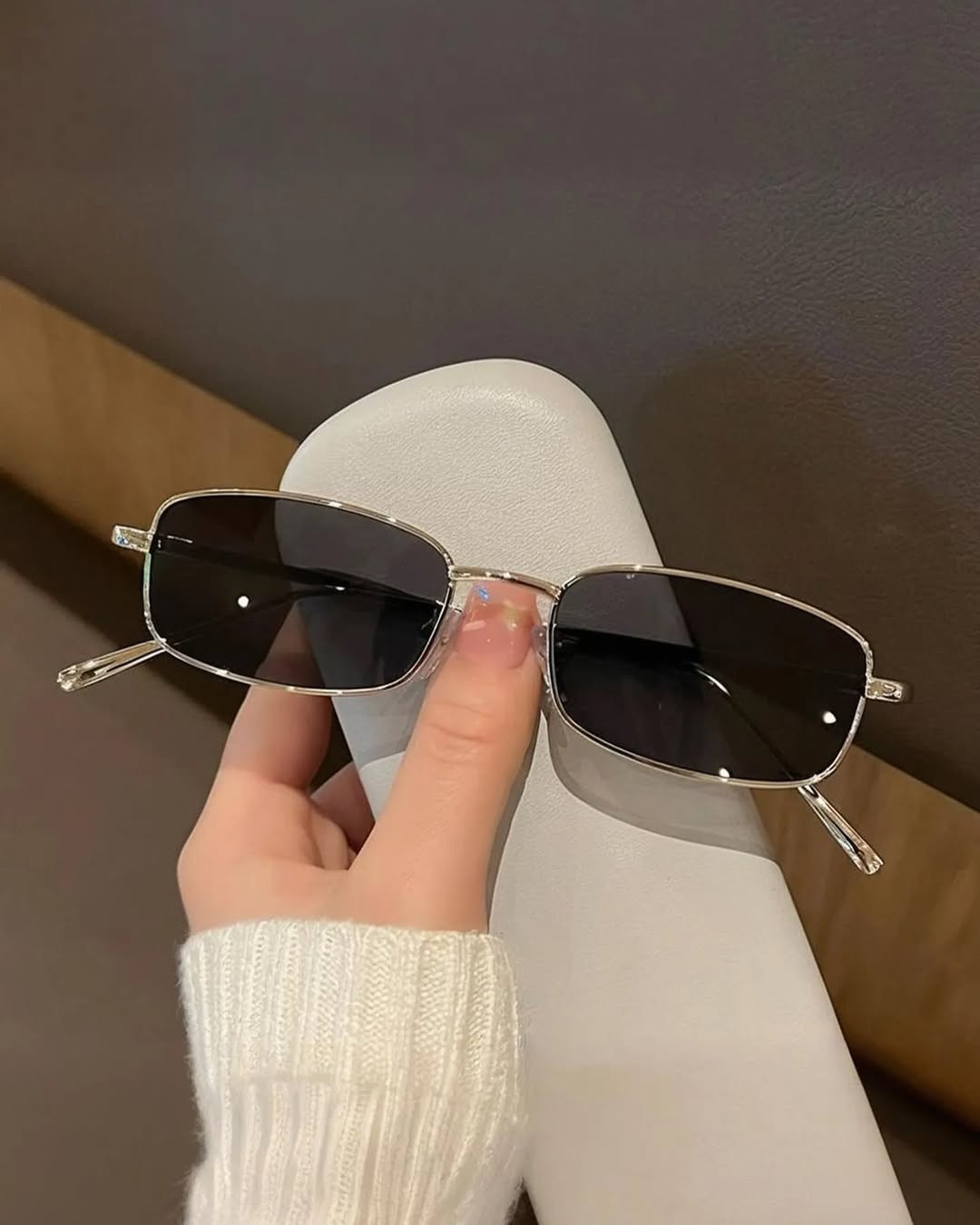 .

نظارة مستطيلة سوداء
Black Rectangular Glasses 🖤👓

كوالتي جيد💯
رجـالي نسـائي 🙎🏼‍♀️ 👨🏼

السعر:4,750 ألـف🔥
____
__

متـاجرنا 👇
@stray_store1
@stray_accessorie
@stray_vintages
@stray_suits
@mars_librar.y 
@stray_stationary11 
 __.

__

توصيـل  الناصريه مركز الفين ديـنار ❇️

اقضيه ونواحي 3 الاف

المحافظات 5 الاف دينارر

💢عن طلب لايقل عن ال 12 الف دينار 
_
⛔ اذا كان اكو غلـط بالطلبيه او غير مشابـه للصوره يمكن استبداله

التوصيل في يـوم واحد فقط⚡🔥
_
#انمي #هاري_بوتر #ترند #كوول #مودل هودي ملابس ستراي_ستور


**إذا كنت صاحب هذا الإعلان وتريد حذفه لأي سبب، رجاءا أرسل رسالة إلى الدعم الفني**