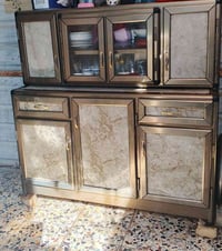 كابينات • خزانة • ديكور منزل • اثاث منزلي • دولاب