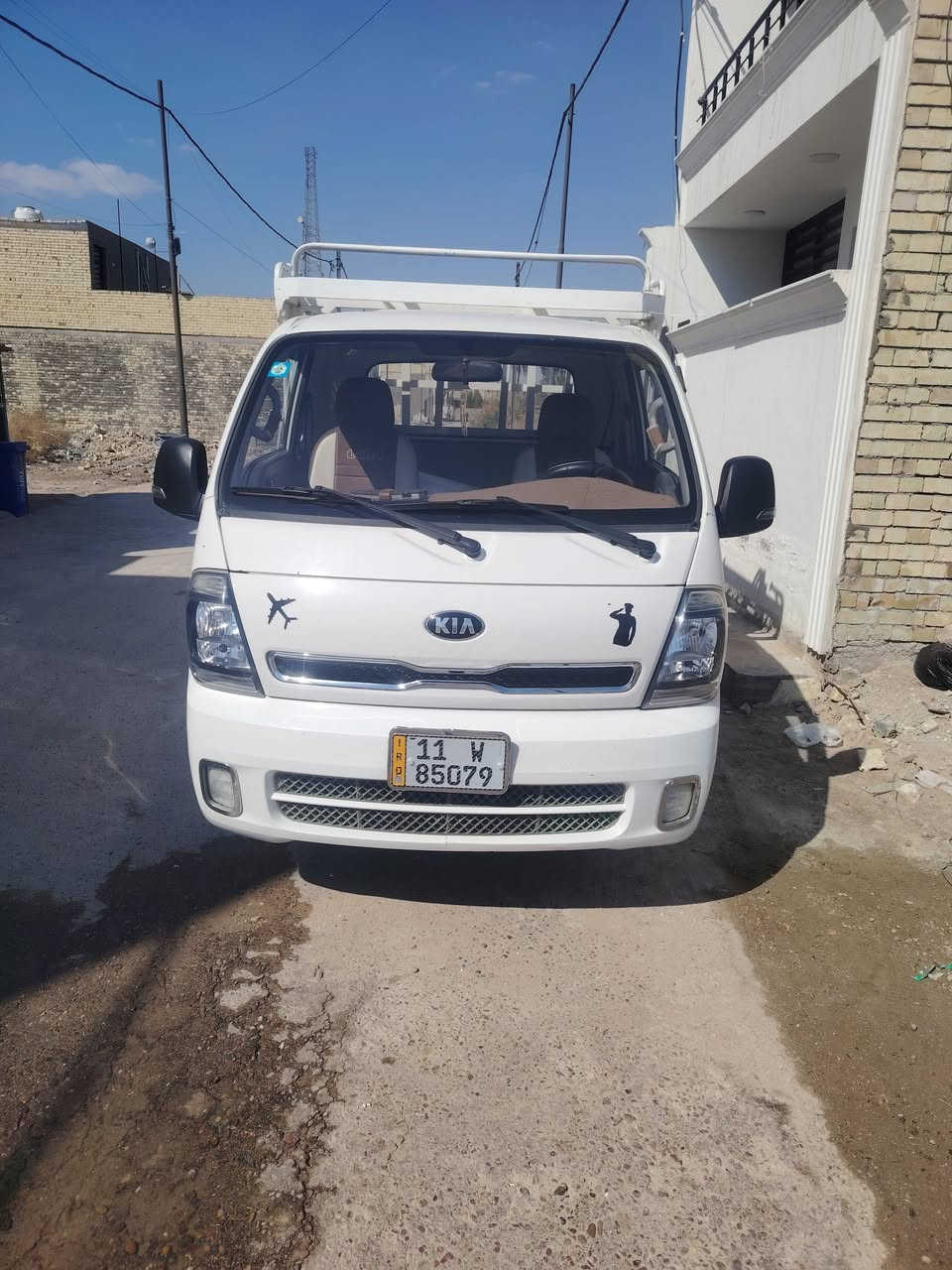 سلام عليكم كيا حمل موديل 2021سنويه بسمي بيه ظربه بربع خفيفه كير مكينه تخم تأير كله جديد هزه جديده كامله مكمله مكان دوره لايت زنون اكرر سياره بسمي ***********ابيع وذا مراوس فونتيره جديده اراوس سعر 135
