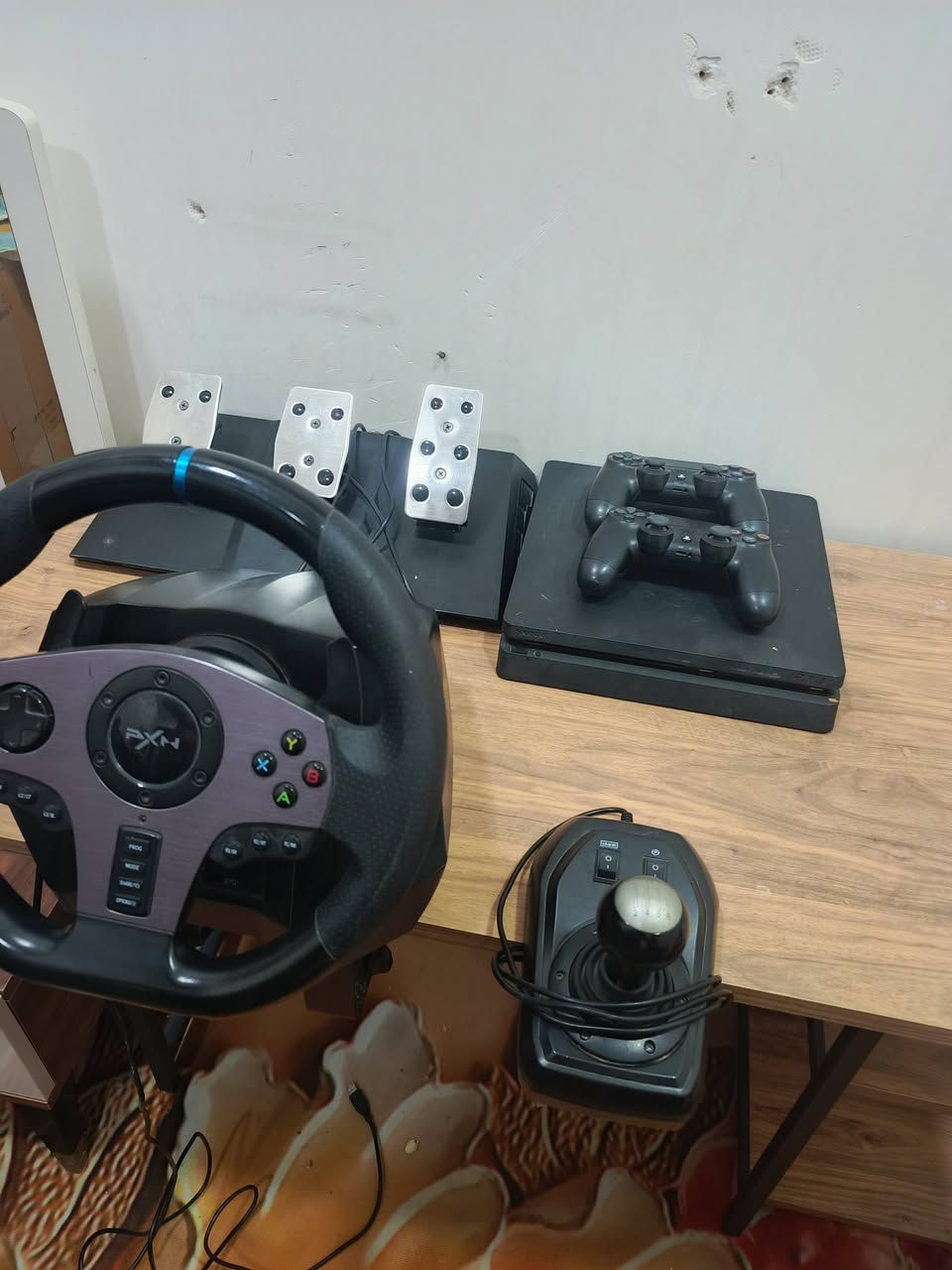 للبيع بلي 4 ذاكره 1تيره مع الدركسون كامل


**إذا كنت صاحب هذا الإعلان وتريد حذفه لأي سبب، رجاءا أرسل رسالة إلى الدعم الفني**