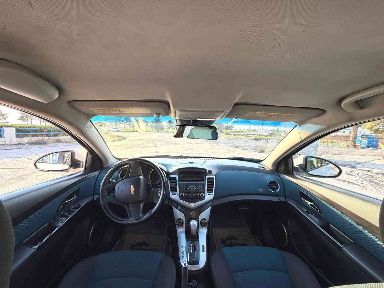 شۆفلێت کروز 2012 گێر ئۆتۆماتیک (LS) - خەلیجی 
کلین تایتڵ ( بێ بۆیاخ - بێ لێدراوی )
هەززەی تازەیە بەناوی خۆمەوەیە - ڕەقەم سلێمانی 
بەشەرتی غەڕامە و تەحویل و بڕاوە 
گێڕ و مەکینە ئۆپترا بەشەرت 
کارەبایی بەشەرت 
تەبریدی بەشەرت 
 (4) چوار بستۆن 

سعر : لە کۆمێنت داوای بکە ڕاستەوخۆ بۆت دێت 🤖 

دەبڵ گێڕ - گێڕی تۆماتیک و عادیە
ئیستۆپی (ABS) - بانسەکانی تازە گۆڕدراوە 
ئاوێنە کامێرا (فول شاشە)

ژ. مۆبایل: 
***********
