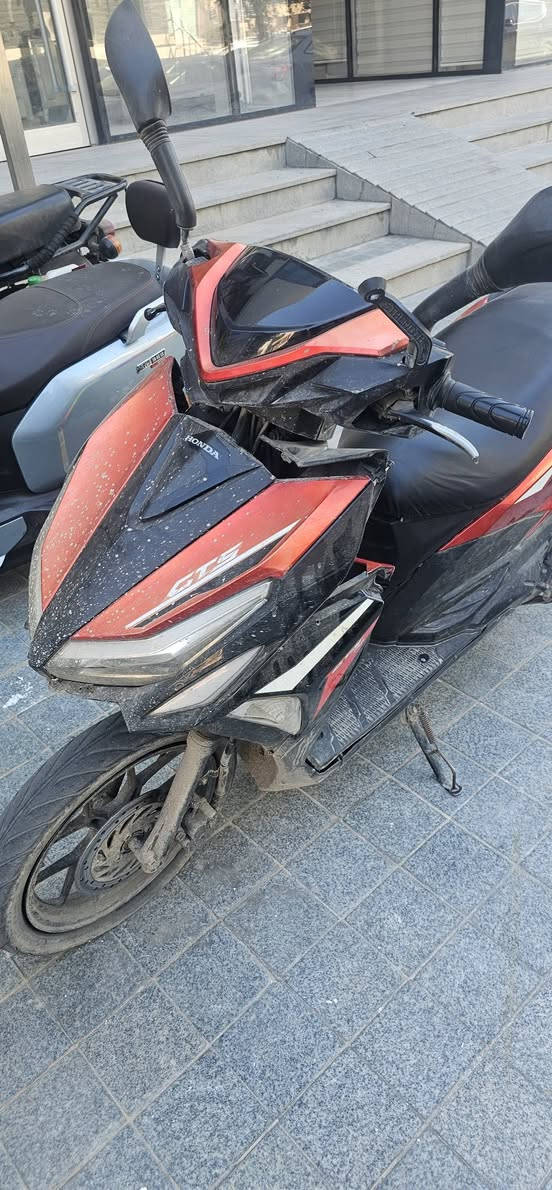 سلام عليكم دراجة gta 2022 مرقمه ترقيم بغداد بأسمي تحويل ثاني يوم
بجمه الامامي مجسر وتعبان 
كفرات الخلفية نضيفة 
نكرة سلف مكينته يرادله لاستيك ولف 
السعر 750 الف وبيه مجال 
*********** الاتصال عن طريق الواتساب
الاعظمية
