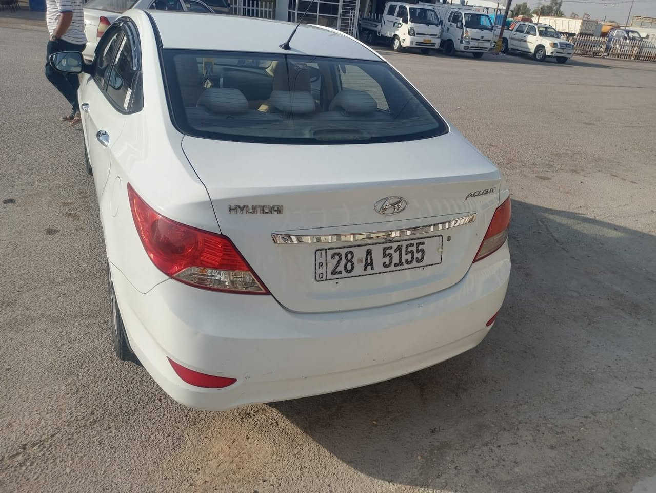 اكسنت موديل ١٣ خليجي مكفولة من كلشي ماعدا بارد بلباب الخلفي مكينه ١٦٠٠ كير مكينه حداديه كله جديد نقص فقط تبريد بسمي سيارة ***********    السعر ٩٧ وبيه مجال
