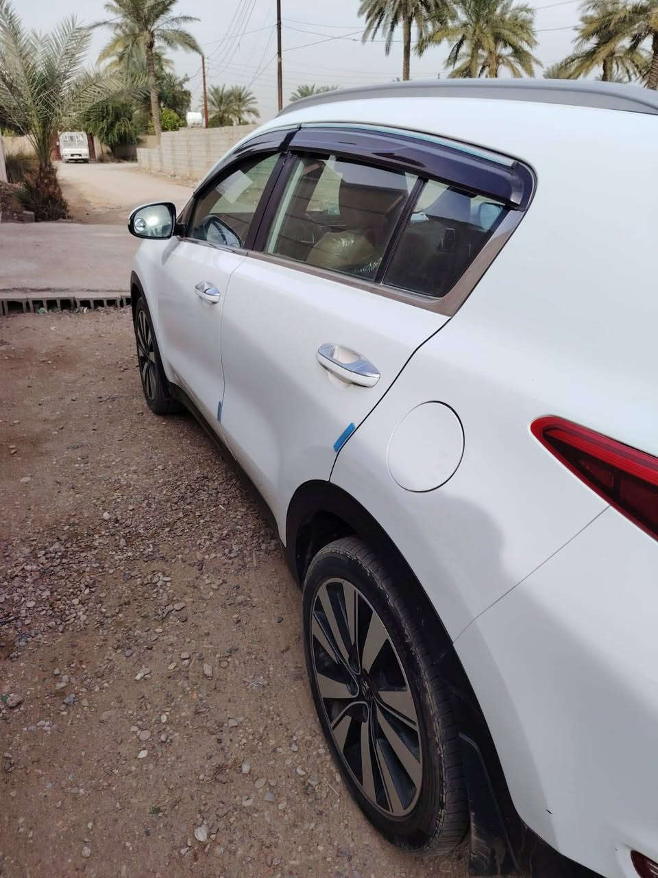 سلام عليكم البيع موديل 2017. خليجي مكفول رقم اربيل. السعر ١٧٠ $ مكانه بغداد.  ***********
