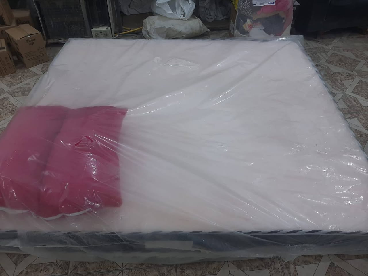 دوشك جربايه جديد ما مستخدم بعده بجيسه سعره 125 وبي مجال
تواصل ع الرقم ***********
