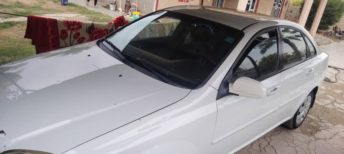 السلام عليكم. عندي اوبترا موديل ٢٠١٢ للبيع ما بيها بس بارد جهة جامرلغ اليسار وشخط بسيط جهة اليمين سيارة نظيفه على أيدي سويت ادامه كامله عليها صدر تمام ماشبة ١٦٥ رقم انكليزي ديالى عندي وكاله عامه وصاحبها موجود. خابر وتتدلل السعر ٨٥ وبيها مجال للطيبين وهذ رقمي ***********
