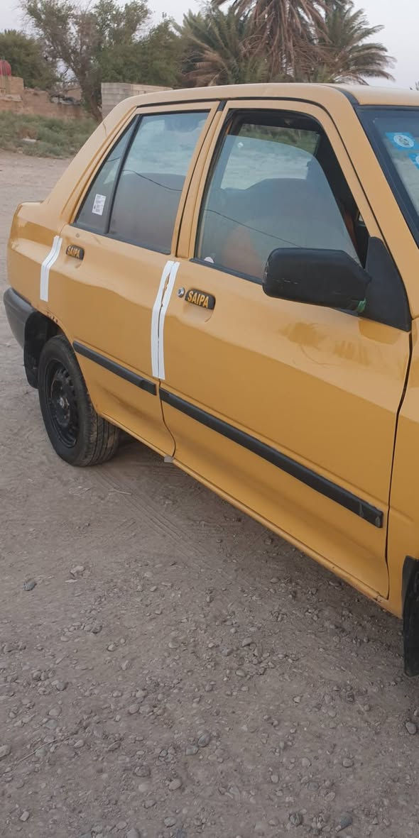 السلام عليكم سيارة سايبة لبيع مديل 2015 مكفولة سنوية لحد 2030 سيارة حلوة نضيفة سعر 35 ورقة بيهة مجال 
واتصال على هاذ رقم ***********
