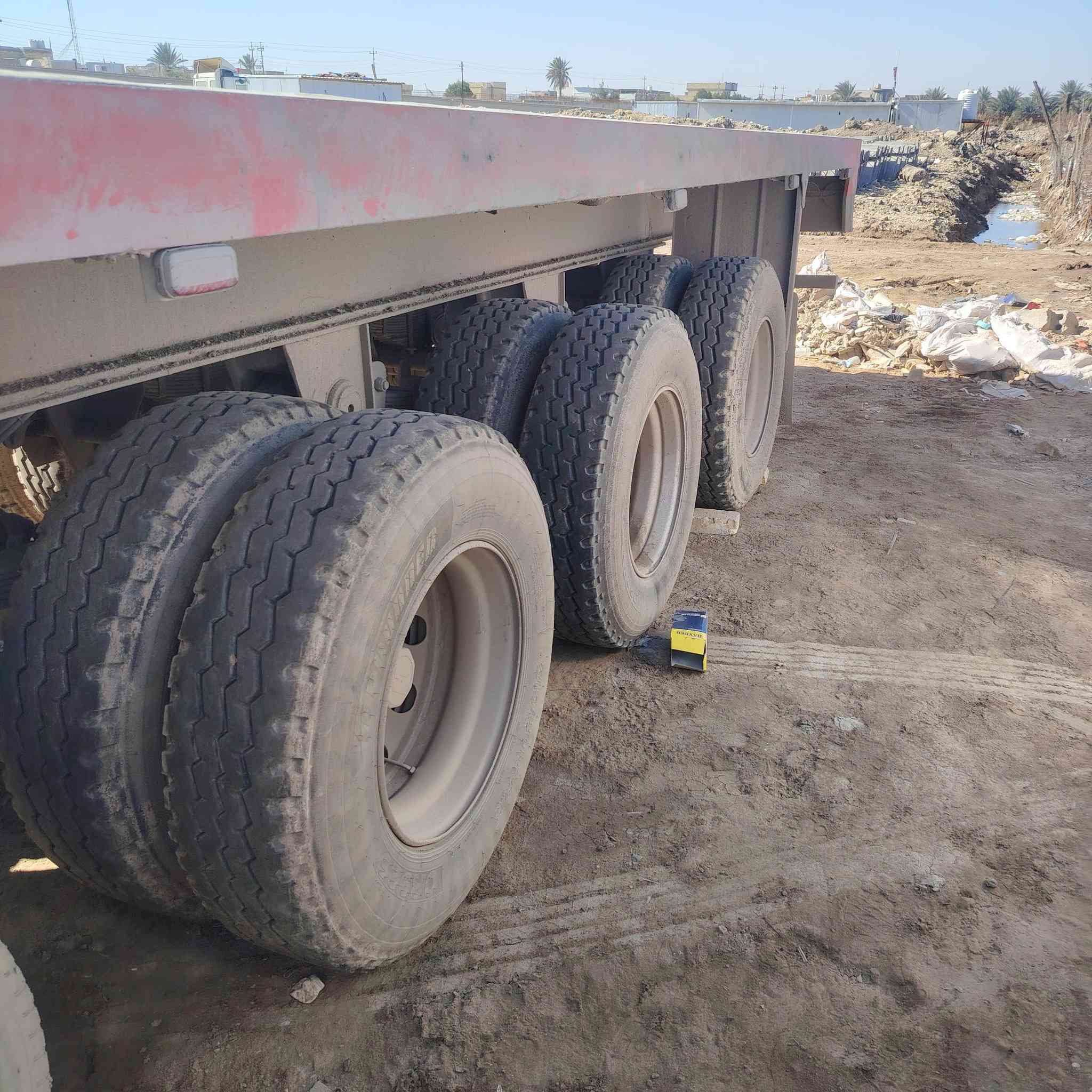 سلام عليكم عربانه البيع اوربيه اربعه دنانير دناكير 14 تخم تاير جديد كهربائيات جديد  طور 13 و 60 العنوان بابل
***********  القاسم
