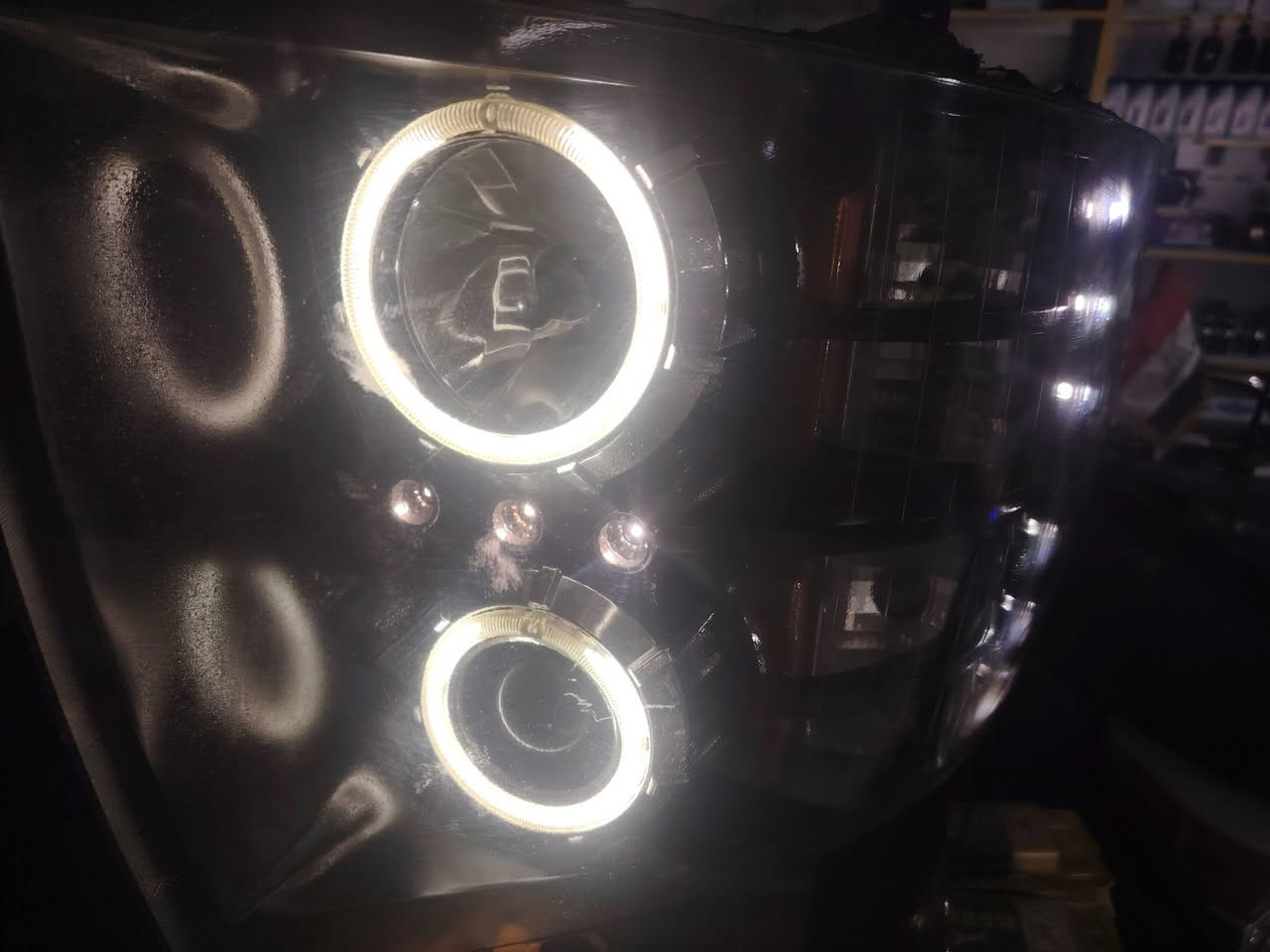 السلام عليكم للبيع مال سلفادور موديل ١٥ وجوه خليجي اصلي مو تجاري ابو الد ***********
