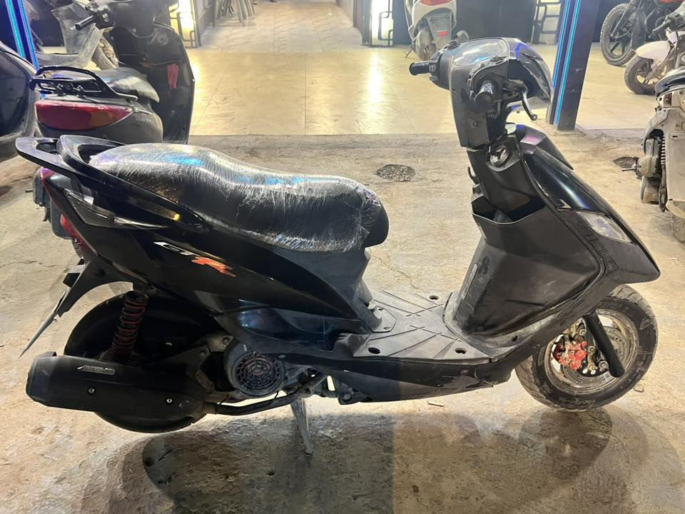 سلام عليكم دراجة ثعلب للبيع مكفولة مكينه ما بيه اي نقص من عده الكابريتر يرادله تنضيف مكاني الكاظمية للاستفسار الاتصال على هذا الرقم ***********
