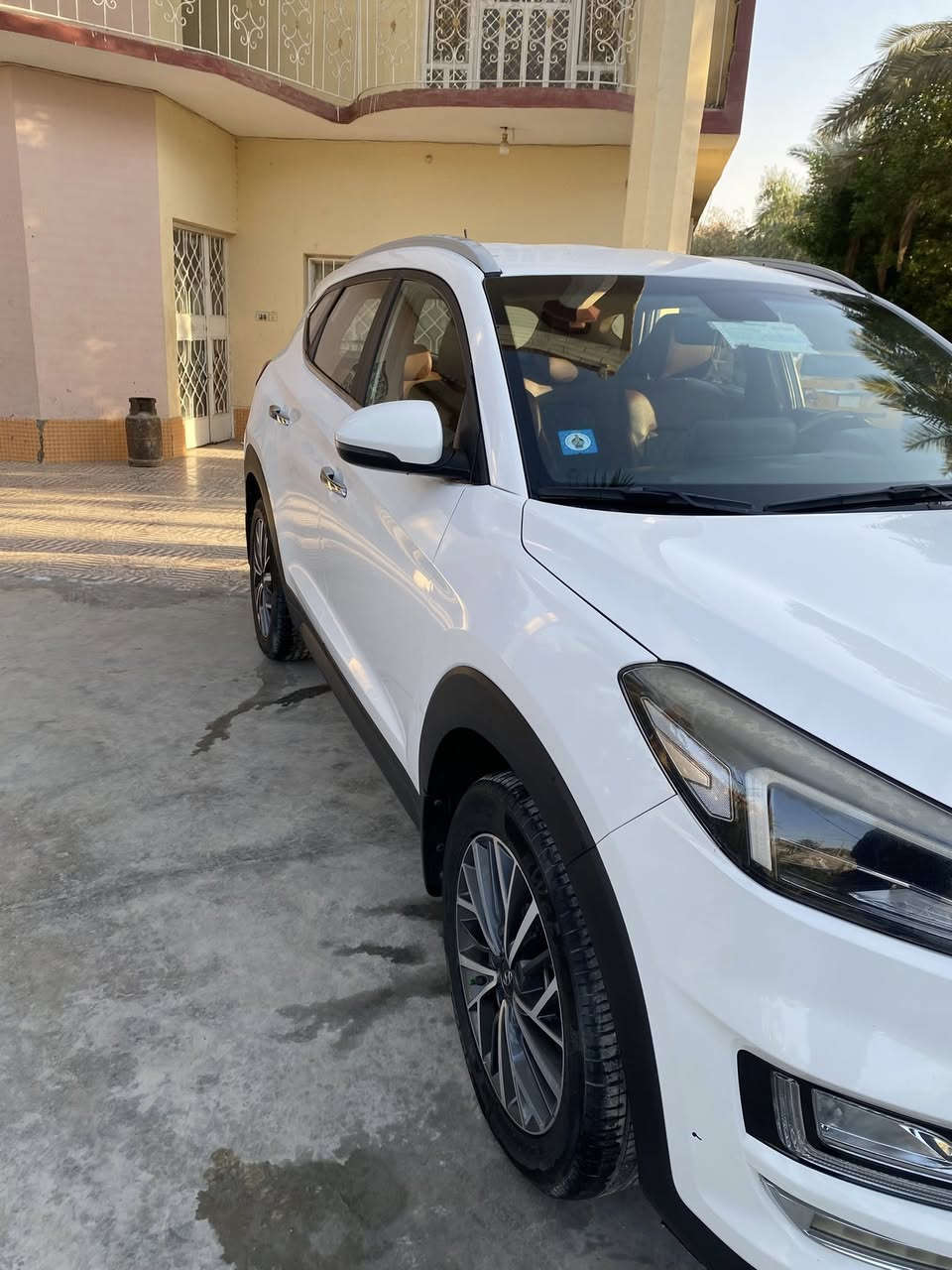 توسان ٢٠٢٠
فول مواصفات عدا البنراما
شاشه 
بصمه 
رقم بغداد الانكليزي 
سنويه جديده 
السياره ماشيه ١١٦
بيه رصععات ثنين فقططط


**إذا كنت صاحب هذا الإعلان وتريد حذفه لأي سبب، رجاءا أرسل رسالة إلى الدعم الفني**