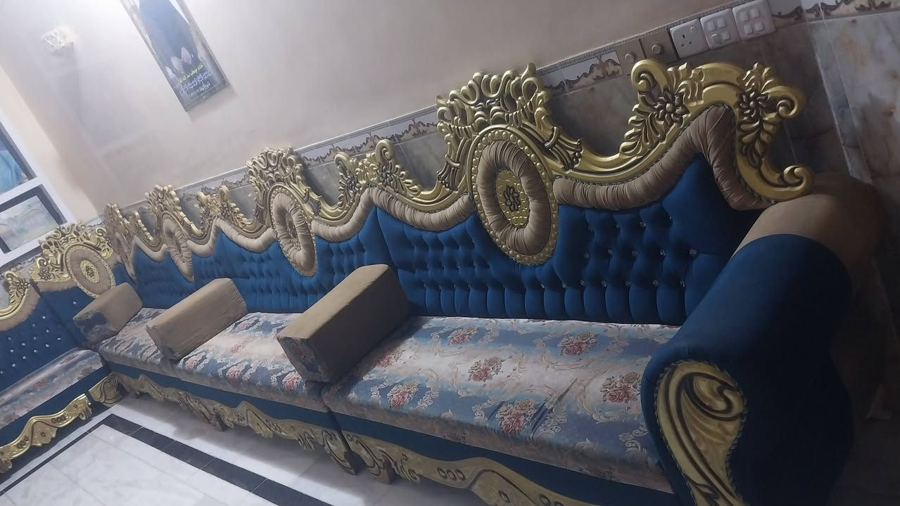السلام عليكم  قنفات استقبال البيع الطول ٧ والعرض ٥
الاستفسار اكثر 
***********
