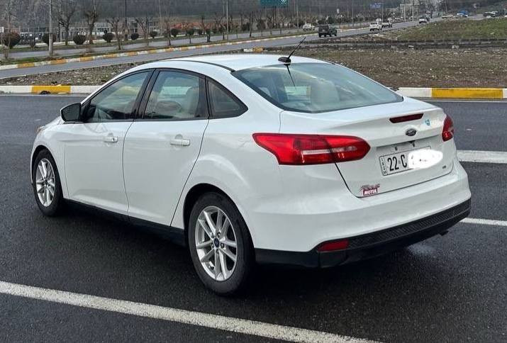 فۆرد فۆکس 2018
مواسەفات se 
بەس بۆنیتی بۆیاغە لەگەڵ بستێک شانی چەپی بێ ناو گرتن
گیرومەکینە بەشەرت 
 زۆربەجوانی پاکی ماوە 
 هیچ خەلەلیکی تیدا نییە 

سعر لە کۆمێنت داوابکە ڕاستەخۆ بۆت دیت 📩 

سەنەوی بەسەرچوە 
١٩٥ هەزار ڕۆشتوە
گێڕ و مەکینە و کارەبایات بە شەرت 

ژمارەی خاوەنی 
*********** 
***********
