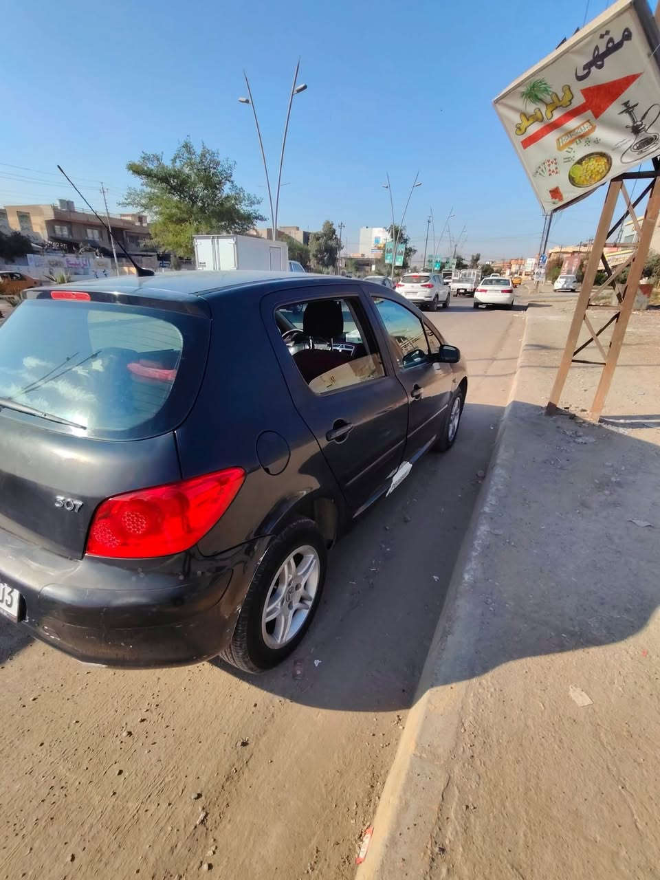 السلام عليكم
سيارة بيجو 307 

موديل 2006 

الكير والمحرك بالكارتون وشرط 
تبريد ❄️ 
تدفئة 🔥 

السيارة مابيها صبغ خلاص 
ولا بيها نقوصات جاهزة فول 

تايرات جديدة 

هزة جديدة 

رقم جديد 

سنوية 2030

سيارة جديدة بمعنى الكلمة 

السعر 63 ومجال للطيبين 

ملاحظة 

(قُل خيراً او اُصمت) 

***********

***********

اتصل ودلل واذا ماعندك رصيد رمش واني اتصل بيك
