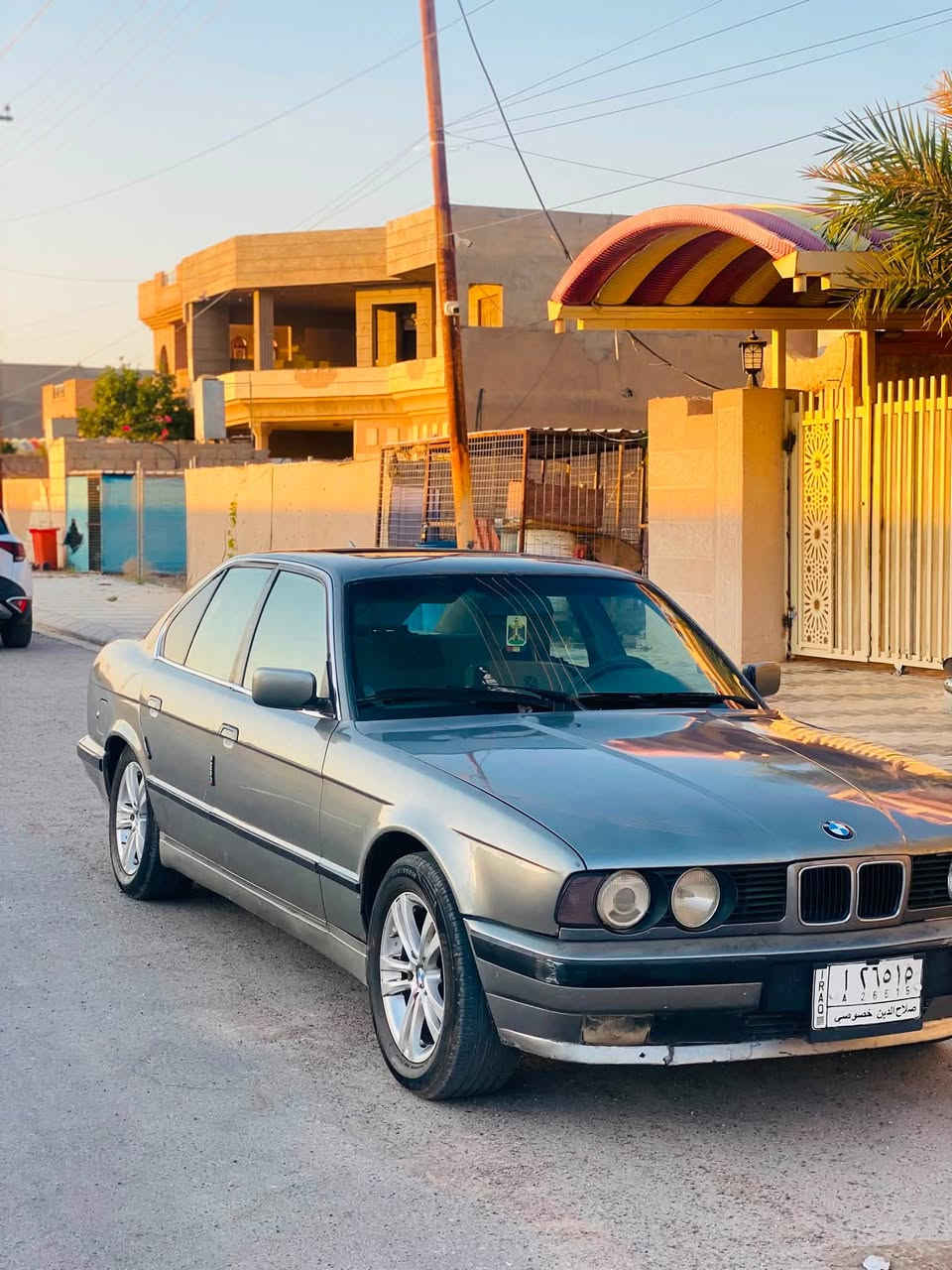 السلام عليكم
BMW525 
موديل 1992 اصل 
محرك وكير بل شرط 
صدر جديد 
تخم تاير وويل جديد 
محرك مسكر عدل المرغوب 
تبريد ثلج تدفئة
كشن كهربائي 
تدفئة تبريد ب كشونة 
تنتة تشغيل عن بعد 
رقم وهزة وسنوية جديد 
جام 4 كهربائي 
سيارة حلوة وجاهزة من كلشي ترايها للبصرة 
السعر 59$ وبيها مجال 
مكاني الدور 
للاستفسار ***********
