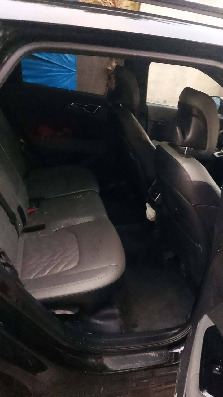 السلام عليكم للبيع كيا سبورتاج موديل 23 سياره فول سياره للبيع سياره مواصفات حلوه سياره جديده عنوان
بعداد جديده ***********
سعر السياره 190 ورقه بدون رقم السياره
