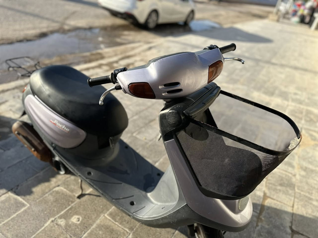 دراجة منغولي رصاصي 
السعر : ٦٠٠ الف وبيها مجال 
***********
