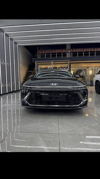 سوناتا2024 السلام عليكم   للبيع فقط   ماشيه 19 الف وقابل للزيادة  اللو...