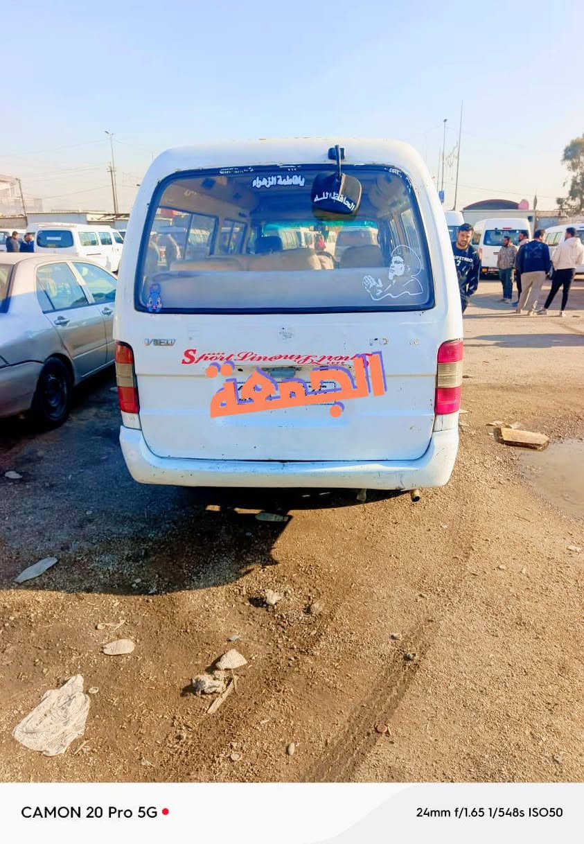 السلام عليكم  فتون موديل ٩ رقم انكليزي بسمي كير او مكينه وكسل خير من الله شعار بل تكمه  مصفره هيئه وغرامات تحويل ثاني يوم  راديتر او مشط استيرن جديد 
مكلف بل نشر اتصل على راعيهه***********
