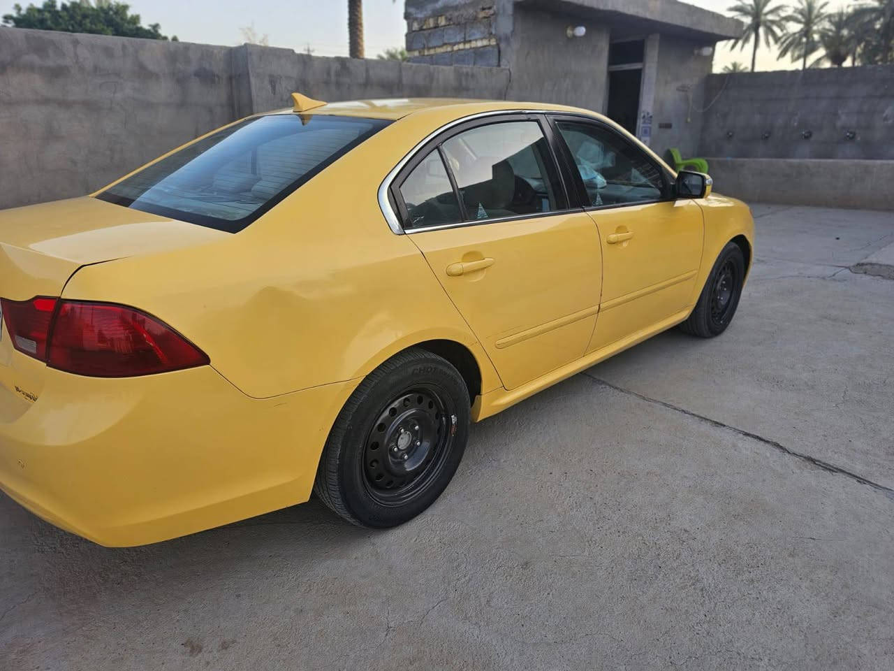 سلام عليكم اوبتمه البيع موديل 2009 امريكي بيهه جاملقين  وبنيد محرك كير حداديه تخم تاير مكفوله ***********
