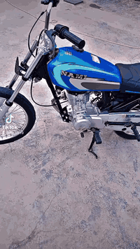 السلام عليكم دراجه بي ام تعمير 26 للبيع اوراق اصولي شاصي 23 نامه المكان طويريج سعر 625 بيها مجال حق الجيه بس مو شراي يطلع قبل *********** ازرب بالسوق وعلي 😅
