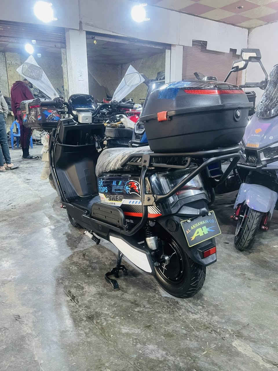 دراجه شحن نوع الاخوين موديل2025 مستخدم اقل الشهر طك باكيت ع فحص والضمان السعر(600)وبي مجال***********
