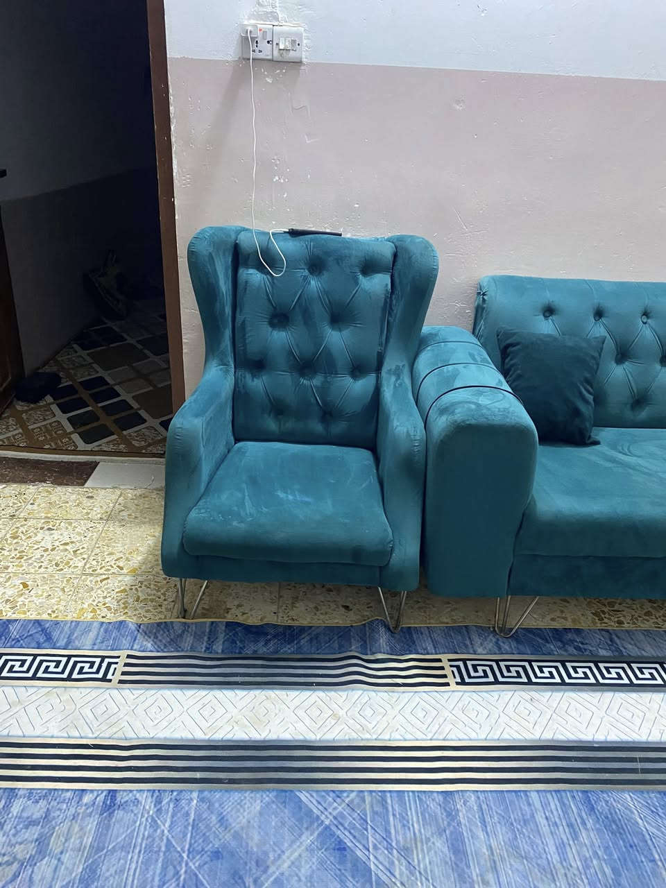 تخم تركي اصلي لل بيع ماصرله هواي من مشترينه اسعمال قليل ونضيف جداً 5قطع سعر 600وبي مجال مكان ديوانية حي العسكري ***********
