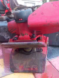 ساحبات للبيع للإستفسار اتصل على الرقم ٠٧٨١٢٧٢٥١٥٧