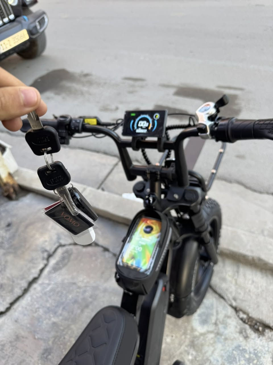 لعشاق (((التميزز)))
🚀🔥 متوفر دراجات كهربائية X80 🔥🚀

ستايل عصري – سحب قوي – اقتصادي جداً بالشحن

✔️ سرعة توصل لحد 45 الى 55كم/س
✔️ الممشى 60 كم بالشحنة حسب الاستخدام وابوزن
✔️ بطارية ليثيوم قابلة للفصل
✔️ تايرات عريضة أصلية Kenda
✔️ شاشة رقمية + إنارة LED
✔️ تدعم الربط والتحكم الكامل عالتلفون 📱
✔️تجي بصمه عدد 2 وتدعم الدخول ع الكارت 
✔️تحمل من شخصين الى ثلاث اشخاص
مناسبة للدوام، التوصيل، والطلعات 👌

متوفر كمية مفرد فقط والكميه محدوده 
السعر :1350الف
للاستفسار خاص أو اتصال ***********📞
