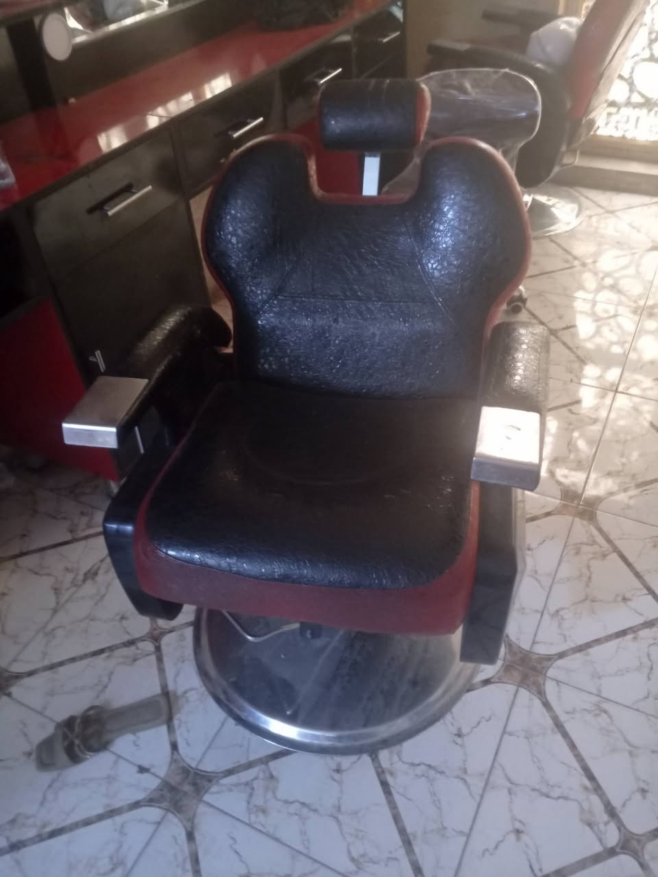 للبيع للاستفسار ***********بغداد الحريه

