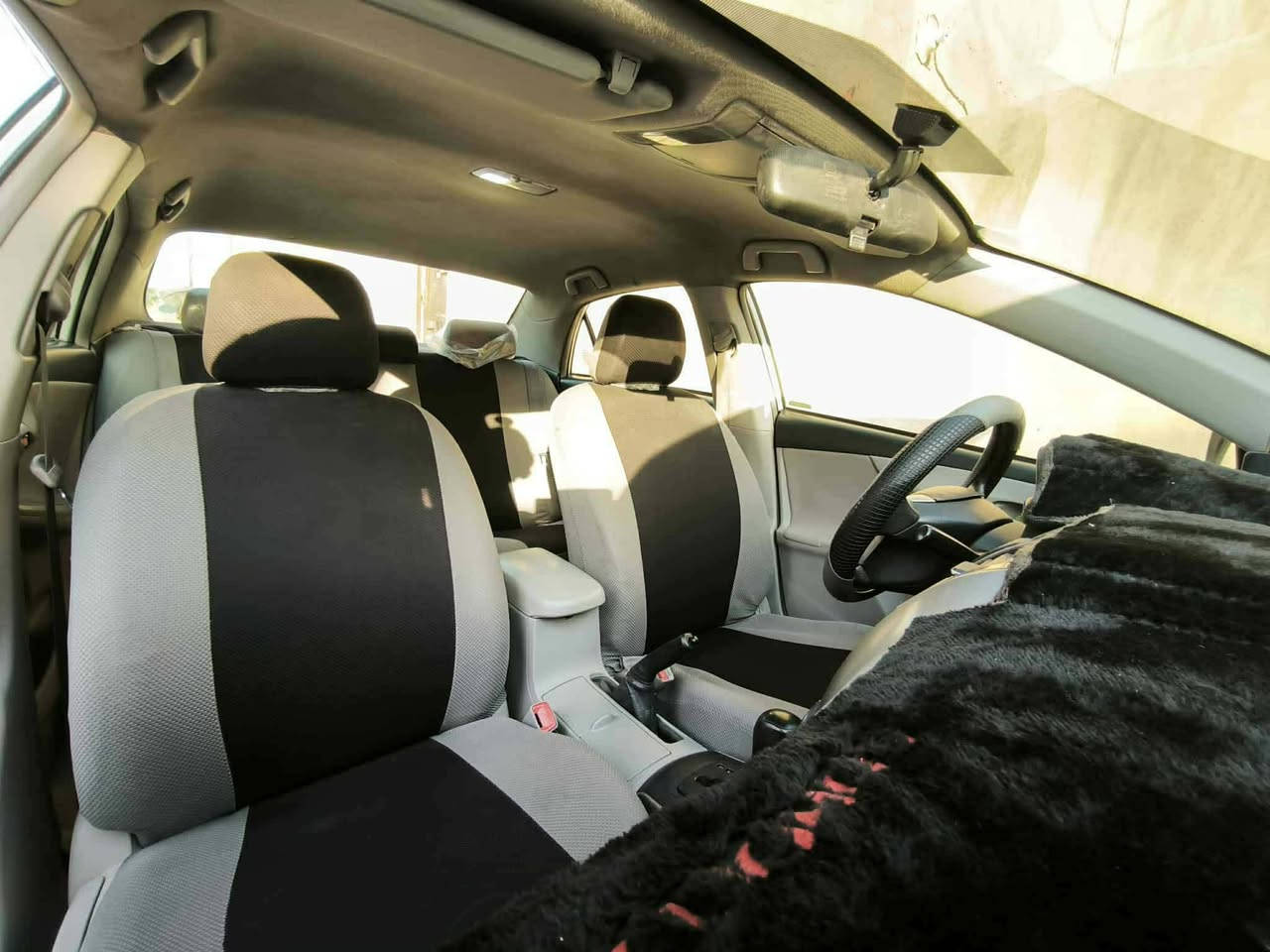 كورلا موديل 2011 وارد خليجي
رقم بغداد دولي بأسمي مداور ثاني يوم 
بيه حالوب وبيه ثلاث قطع فتح بارد بدون صبغ
السعر 120  مكان نجف
للاستفسار ***********
للاستفسار ***********
