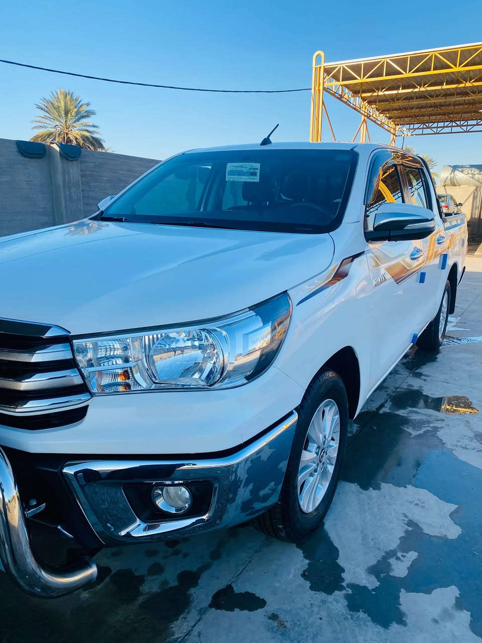 السلام عليكم 
للبيع هايلوكس م.19ساز ساير اوتو رقم بغداد دولي تحويل ثاني يوم مباشر مواصفات السياره كشنات تدفئه+تبريد شاشه+كامره حساسات خلفيه تحكم بالستيرن قطعتين تبريد بيانو ثلج اشاير بالمري سبير مانازل طفايه كير ومكينه شركه شرط ومكفوله كفاله عامه تخم تاير جديد السياره مال جناي ماتصرف عليه كلشي.. السعر ٢٥٥وبيه مجال قليل 
مكاني صلاح الدين قضاء بلد 
الاستفسار ***********
