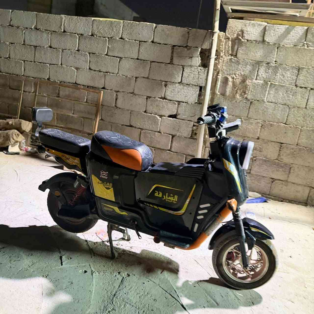 السلا م عليكم من رخصت الدمن باسكل شحن x900البيع باسكل بعده جديد 2026/5/1 باتريات جديدات تيرات تخم جديد السعر 450 وبيه مجال غير متواجد ع الفيس مكلف بل نشر رقم***********
