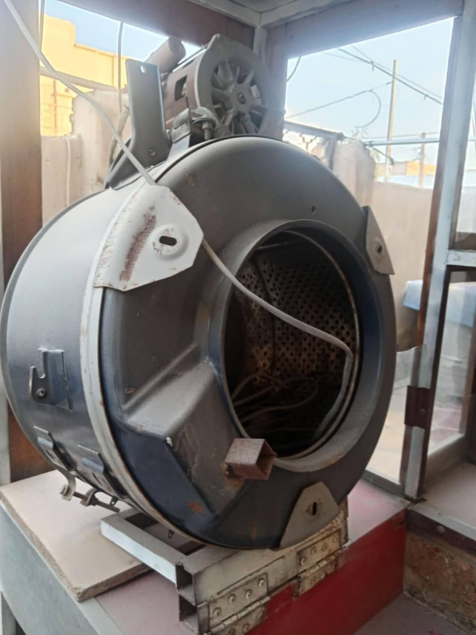 عربانة حب وشامية للبيع
سعرهه 550 
العنوان الشاميه حي العسكري الغربي ***********
