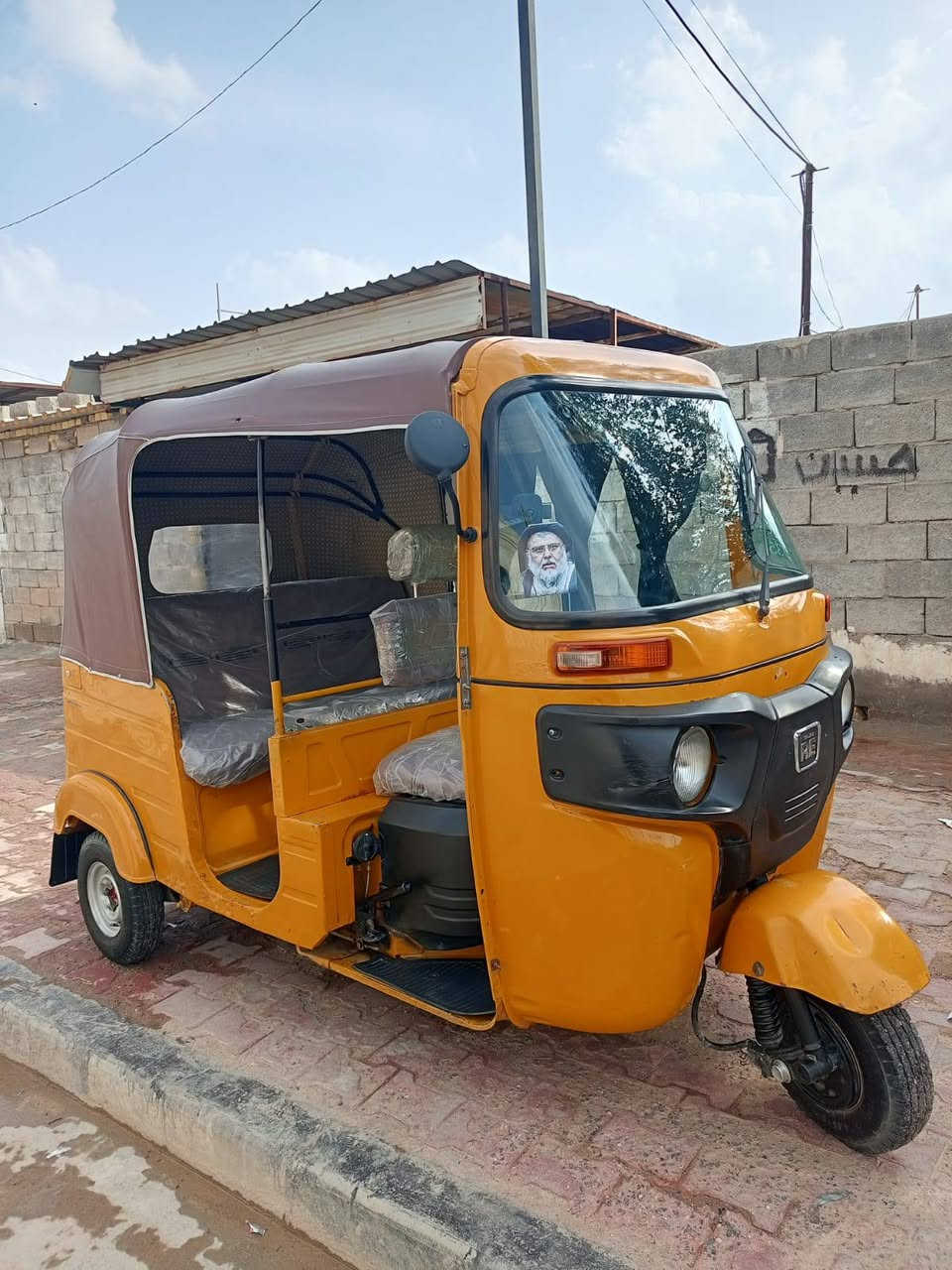 تكتك لبيع مديل20/12/3لتكتك سنوات/***********
لسعر 6ونص وبيها مجال
