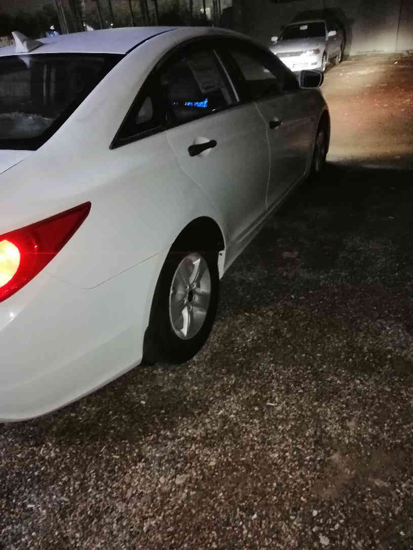 سلام عليكم سوناتا مديل 2011 مشروع وطني
سنوية ل2027 محرك دوش 2000
مكفوله ضربه ومحرك كير تبريد تدفئه
بيها رشات صبغ سيارة جديده
 السعر105وبيها مجال البصرة القرنة *********** القرنة, البصرة
