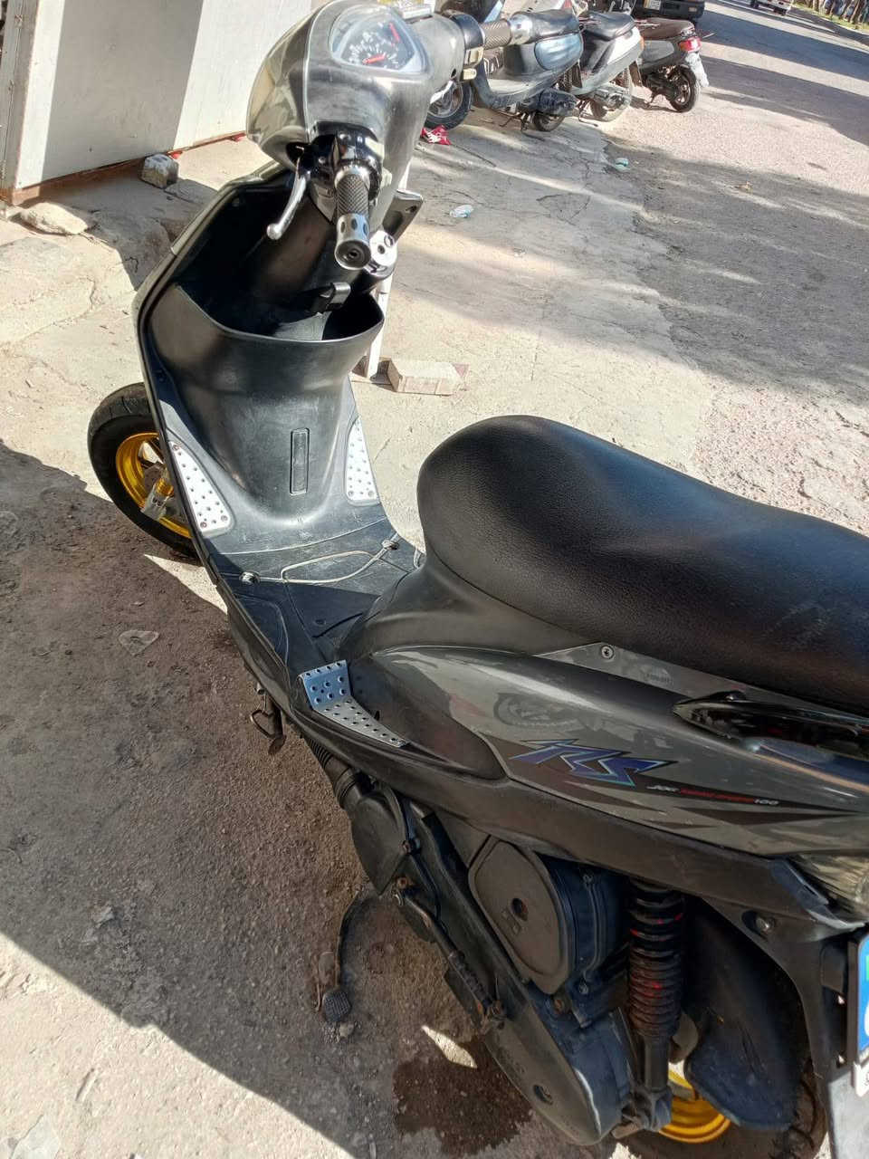 سلام عليكم خوان ماكس عدله للبيع جديده وكامله من كل نواحي مامفتوحه بوشه 49 مكان كربلاء حي العامل للتواصل ***********
