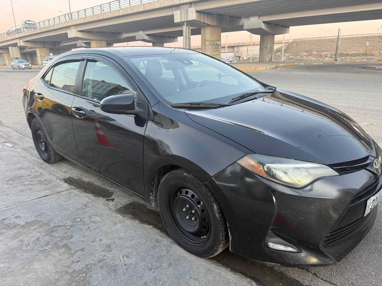 كورلا ٢٠١٨ le
ضرر جامرلغ خلفي وباب خلفي جهة السايق بالخارج بدون دواخل
واهنا صار تعديل باب سايق وجامرلغ بدون دواخل 
سقف حالوب
كير محرك شرط
سنويه ورقم جديد بي بطاقة بنزين 
سعر ١٣٣ بي مجال 
*********** كركوك, العراق
