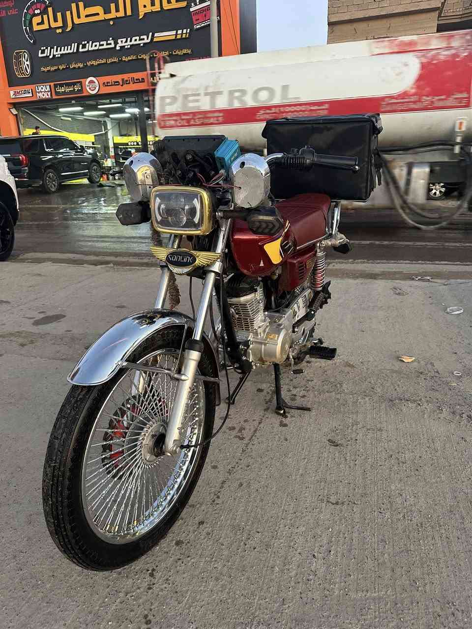 سلام عليكم دراجه موديل25 مفوله ع اخير دراجه برغي مناقصها غير بس عمبار امامي فقط +سعر لدراجه 650 وبيها مجال مكاني تكريت شارع لحتفالات مامتواجد ع خاص فقط ع رقم /***********
