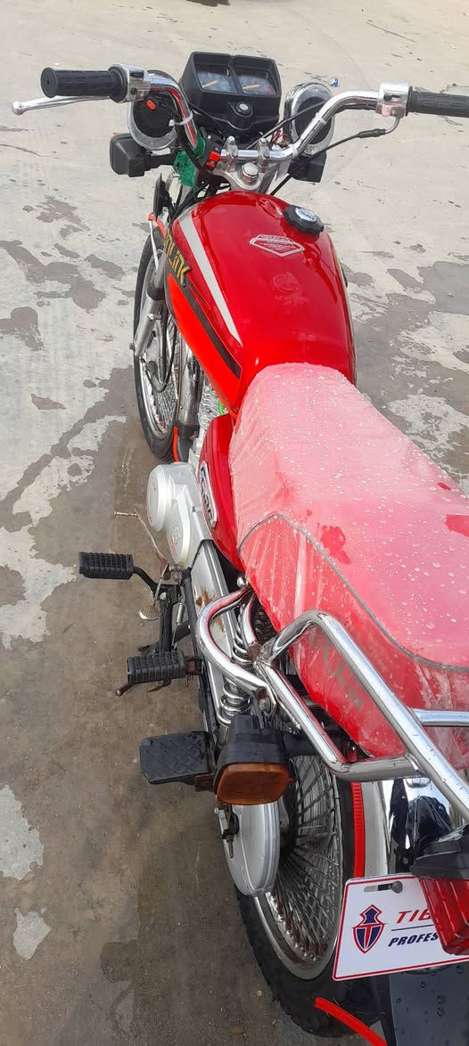 السلام عليكم
حبايب 
دراجه تايكر موديل 2019 للبيع تعمير جديد الدراجه شوفت عينك نضافته اوراق الدراجه  خير من الله كهربائيات كله شغاله الدراجه منين ماتجيه خير من الله 
اخوي مو شراي لا تعبني فدوه  مكاني الحله طهمازيه 
السعر 475 وبيها مجال قليل الطيبين


**إذا كنت صاحب هذا الإعلان وتريد حذفه لأي سبب، رجاءا أرسل رسالة إلى الدعم الفني**