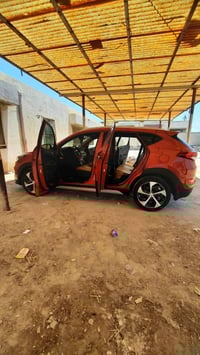 للبيع توكسان موديل 2017 رقم بغداد الجديد بأسمي  تحويل ثاني يوم  وارد ا...