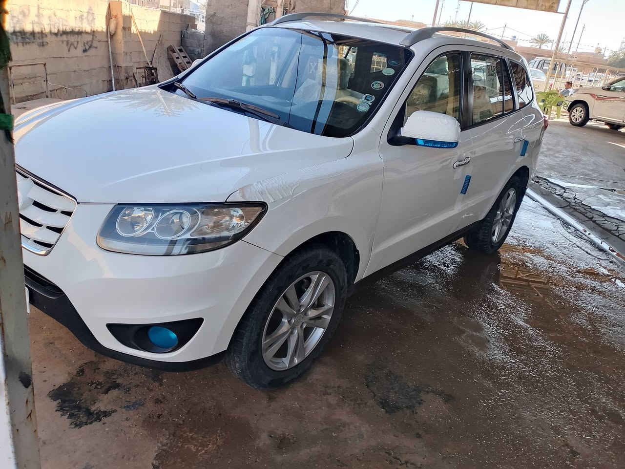 سنتافي خليجي مديل 2012 فول واحد على واحد
فتحه سقف 

مري شفط شاشه اصليه

تحكم ستيرن 

كامره خلفيه لايت 

مكينه سته سلندر 3500

سبع راكب تبريد 3 قطع 

كشن كهربائي 

سياره ضربتها الباب مال سائق والي وراها 

سياره ما بيه اي نقص تخم تاير جديد صدر امامي خلفي زيرو

رقم بغداد

مكاني بغداد

 ماشيه 160 حقيقي

السونار موجود بالصور 

السعر158 وبيها مجال 

مكان السياره الصويره

 الرقم للاستفسار ***********
