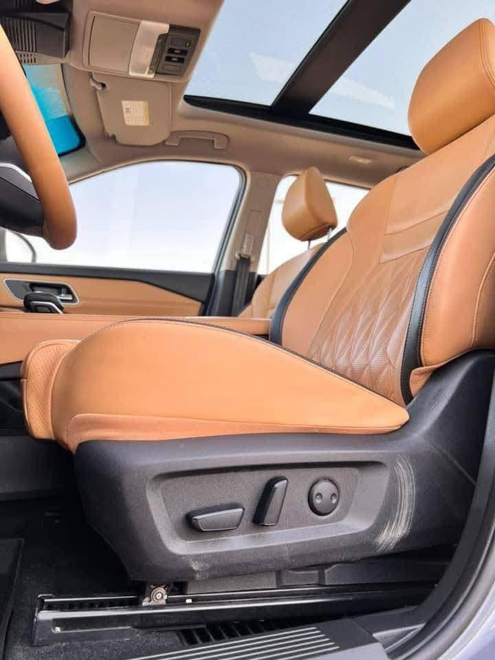 نيسان روج بلاتينيوم للبيع 4سلندر 2500
رقم بغداد مشروع وطني بسمي  تحويل ثاني يوم  حادثها امامي دعاميه بدون دواخل  ولا صبغ. بس دعاميه صبغ

اللون ذهبي

موديل  2021 

اعلى فئة بالروج سقف اسود بلاتينيوم 

لون مميز 

محرك 4 سلندر حجم 2500

ماشيا 100 الف

داتاشو كيجات الكترونية

1..بانوراما

2..كشنات جلد

3..قيادة الية ذكية

4..اوتو بريك امامي خلفي

5..كشن كهرباء ..كشنات تدفئة امامية خلفية

6..كامرات عدد ٤ امامي جانبي خلفي

7..قطعتين تبريد

8..اشاير بالمري

9..تشغيل عن بعد

10..كشنات ميموري خزن 

11..ستيرن هيتر

12..لايتات متركس LED (زينون)

13..لايتات تفاعليه ويه رادار تقوه وتضعف

14..بك لايت لد

15..شفتات بل ستيرن

16..٥بصمات جميع ابواب وصندوق

17..رادار امامي وجانبي وخلفي

18..نقط عمياء

19..خروج عن مسار

20..مري قلابه

21..ويل مكحل باسود كروم

22..هندبريك بصمه

23..اوتو هولد

24..تحكم ستيرن جهتين

25..جنطة خلفية كهرباء + شفط وفتح وسد بالقدم

26 ..ابواب نيكل 

27..شحن بلوتوث

سعرها 195وبيها مجال قليل مكانها تكريت 

***********

***********
