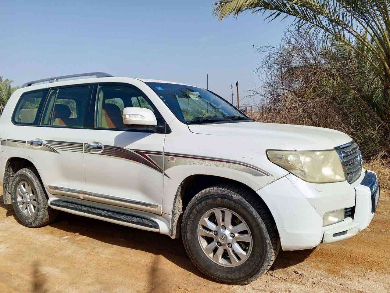 لاندگروز سعودي موديل 2010 بريم
مكفوله وسونار مرفق بالصور
6سلندر
رقم بغداد  (مميز ) 
سنويه ل2030
بيع سعرها 310 وبيها مجال 
 او مراوس بموديل 13.14.15
مكاني ديوانيه 
***********
