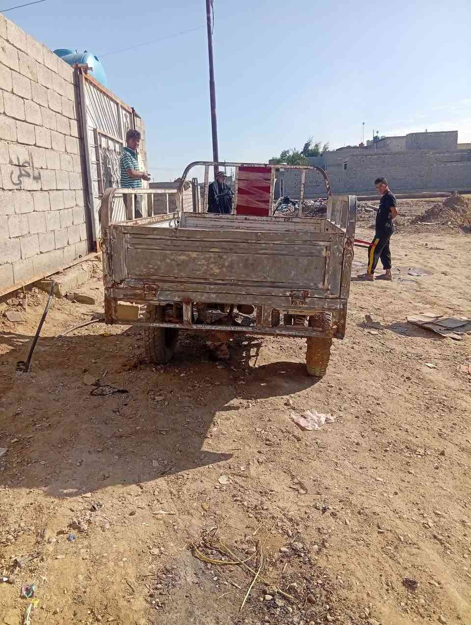 سلام عليكم شباب ستوته لبيع موديل 2016 وراق كامله ستوته حلوه مكينه ما مفتوحه
جديد لبدي عوزله بس صبغ مكانك ناصريه سجن لصلاح بحي بل سبل 

تايرات جديد تعمير شواصي كله جديد هاذه رقم الهاتف ***********

شراي يجي خاص  كربايات كله شغله سلف هندر  مو شراي لا يجي خاص
