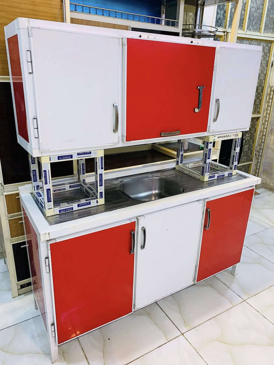 كاونترات مستخدم نضيف كلمن وسعره تسكام المنيوم اي ضرر مابيهم مكان بغداد اكو توصيل شراي خاص او *********** بي وتساب
