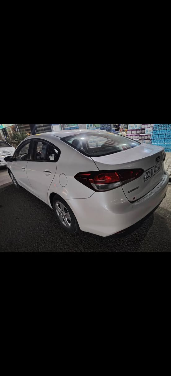 سيراتو ٢٠١٧ رقم أربيل دولي رقم جديد سياره مكفوله كفاله عامه لا صبغ ولا بارد السعر ١٣٥ بيهه مجال قليل *********** مخول بل نشر فقط اتصل
