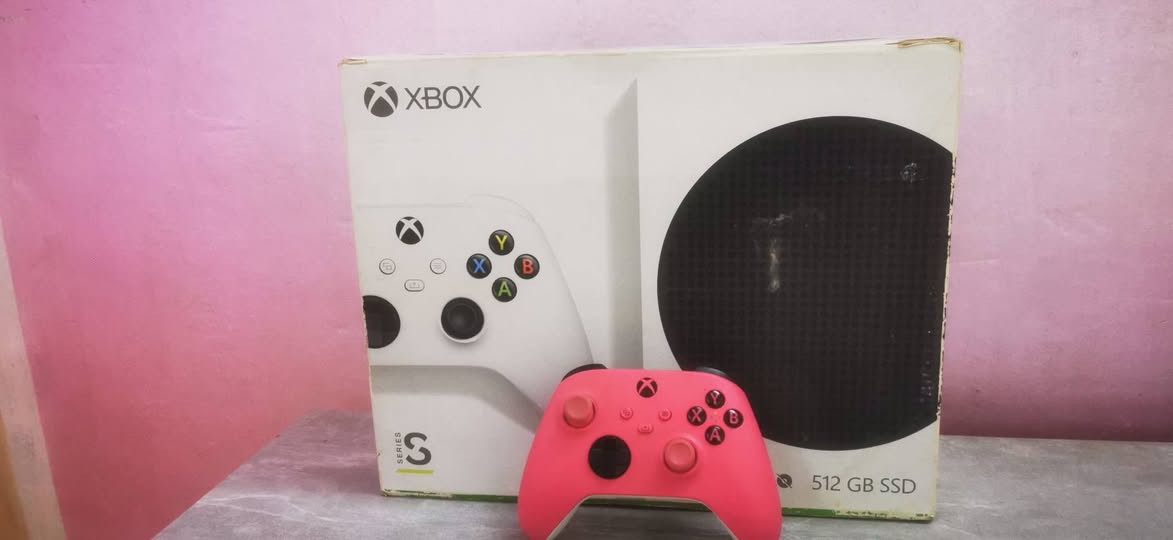 سلام عليكم
اكس بوكس سريس s
نضافه فول
وياه جوستيكن اصليات
ويوبي اس 850 
وبطاريات 4 وشاحن بطاريات
مع حساب بي ريد ديد 2 وجيتي 5 
 وشهر ونص كيم باس التمت
مع كامل الملحقات والكارتونه
السعر 470 وبي مجال قليل
مكاني ناصريه مركز
ماعندي توصيل


**إذا كنت صاحب هذا الإعلان وتريد حذفه لأي سبب، رجاءا أرسل رسالة إلى الدعم الفني**
