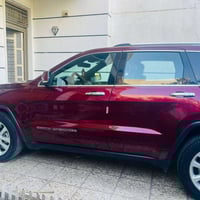 جيب شيروكي خليجي ٢٠١٧ ليمتد(وكالة ليث العبيدي) رقم بغداد الجديد الأنكل...